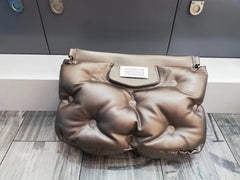 High-capacity space cotton down bags