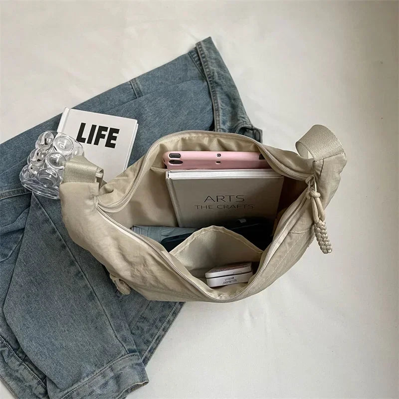 Élina™ – Grand sac à bandoulière élégant.